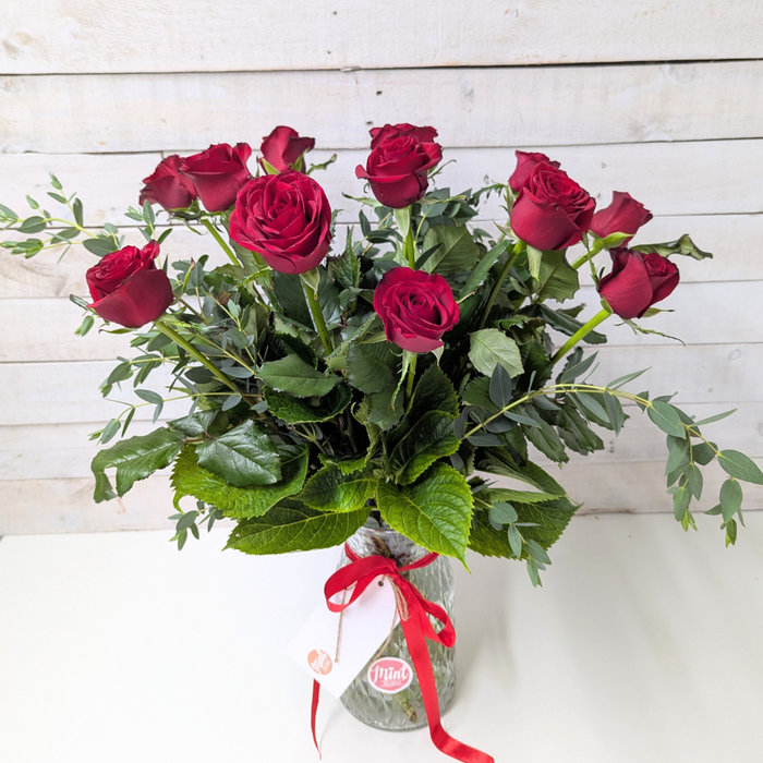 'ONE DOZEN' Romantic Red Roses Deluxe Bouquet in Vase