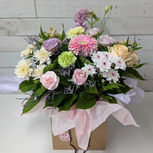 'PRECIOUS PASTELS' Fresh Floral Bouquet Bag