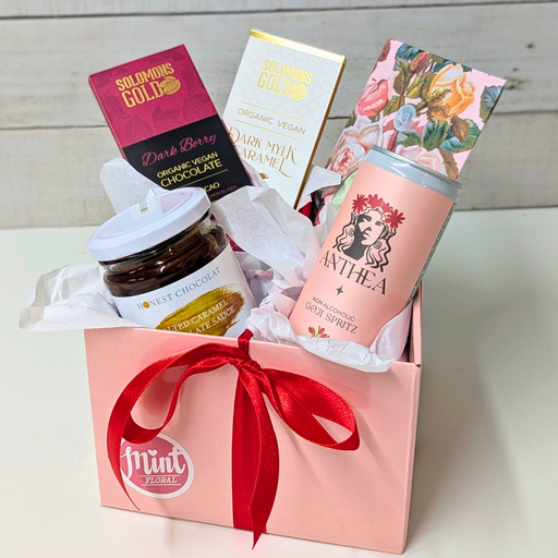 'ADORE & PAMPER' Gift Box